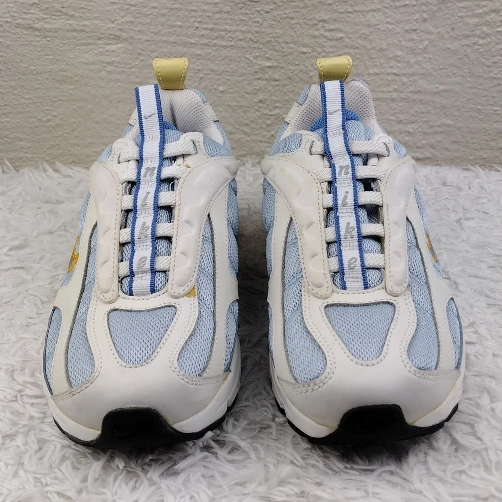 Nike XCelleration Blue Mesh White Detail Elastic Lace Step In Running Sneaker